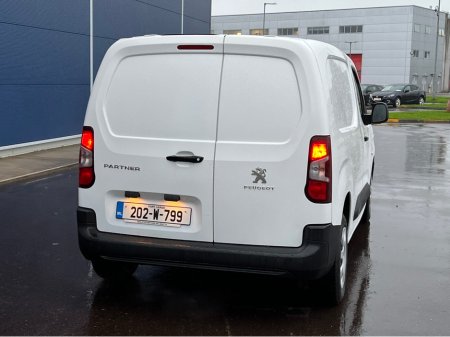 2020 Peugeot Partner 1.5 BLUE HDI 75 PANELL PANELLED 6.2 3 €9,900 thumbnail