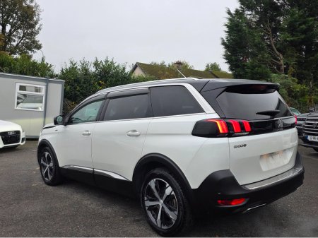 2018 Peugeot 5008 ( 182 REG ) GT LINE 7 SEATER  - DIGITAL DASH - CAMERA - ALLOYS -   CARPLAY ANDROID AUTO EU RADIO  PEARL WHITE €26,500 thumbnail