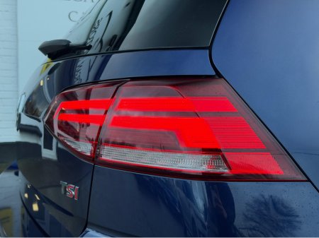 2017 Volkswagen Golf 1.4 TSI 140HP HIGHLINE AUTO €18,950 thumbnail