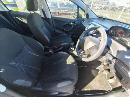 2013 Peugeot 208 1.0 VTI 68 bhp Active €6,500 thumbnail