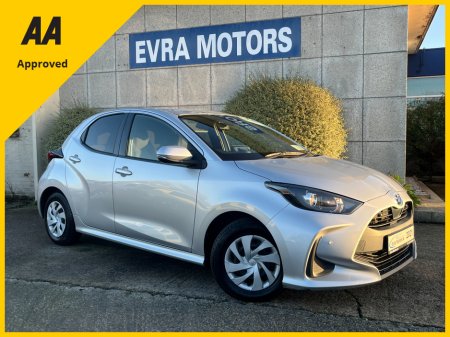 2021 Toyota Yaris X HYBRID AUTOMATIC 1.5 PETROL //KEYLESS ENTRY//REVERSE CAMERA//ADAPTIVE CRUISE CONTROL// €16,950