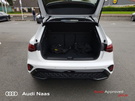 2025 Audi A3 40 Tfsi E S-Line €45,950 thumbnail