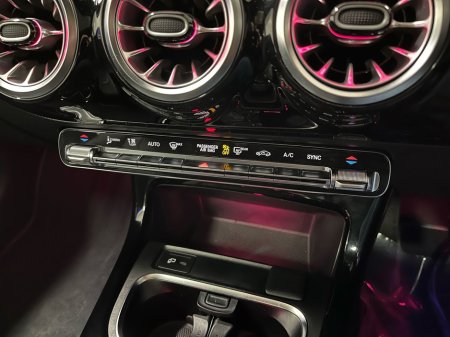 2021 Mercedes-Benz A Class 180 Progressive Saloon - 17 Inch Alloys - Reversing Camera - Panoramic Sunroof - Ambient Lighting - Sat Nav - Climate Control - Heated Seats - Auto Lights/Wipers €29,950 thumbnail