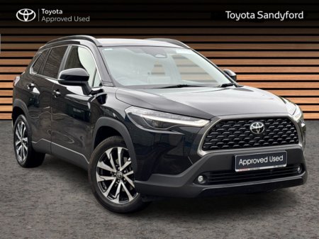2025 Toyota Corolla Cross 1.8 HYBRID SPORT // REAR CAMERA // APPLE CARPLAY/ANDROID AUTO // AIR CON // SIDE STEPS // WIND DEFLECTORS // FULL WARRANTY