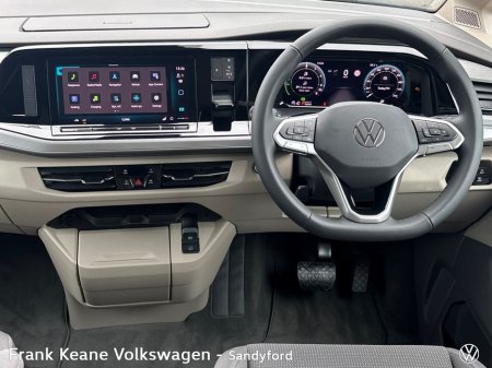 2025 Volkswagen Multivan T7 LIFE PLUG-IN HYBRID 240BHP A6A *NOW AVAILABLE TO ORDER* *17