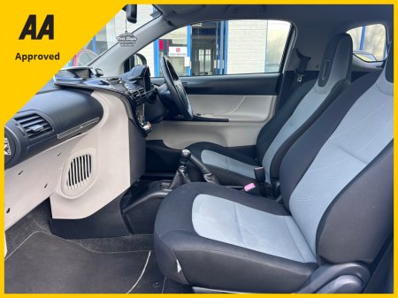 2014 Toyota iQ 2014 TOYOTA IQ2 1.0 PETROL LOW MILES €6,950 thumbnail