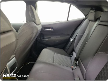 2024 Toyota Corolla ICON HEV CVT 1.8 Petrol Automatic €27,845 thumbnail