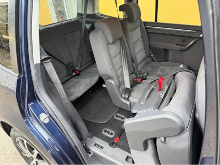 2015 Volkswagen Touran 1.4TSI HIGHLINE AUTOMATIC DBA-1TCTH €14,950 thumbnail