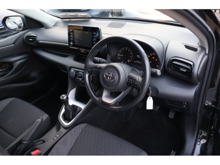 2024 Toyota Yaris LUNA 5dr Manual Great Spec! €19,995 thumbnail