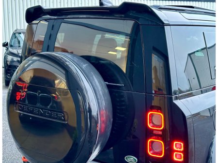 2023 Land Rover Defender ++HIGH SPEC++ 110 2.0 P400E X 404PS thumbnail