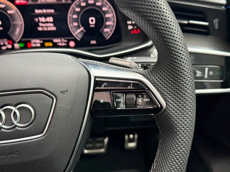 2025 Audi A7 50 TFSI E S LINE BLK ED QUATTRO *PAN ROOF* €79,990 thumbnail