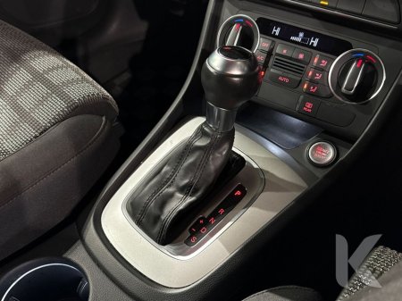 2016 Audi Q3 1.4L TFSI AUTOMATIC - SPORT - FACTORY ALLOYS - REVERSE CAMERA - A/C HEATING CONTROLS €17,450 thumbnail