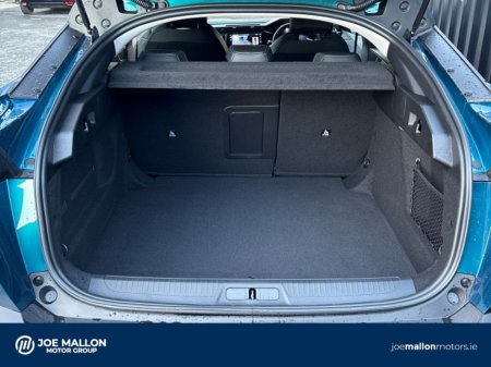 2026 Peugeot 408 1.2 Allure Hybrid €40,395 thumbnail