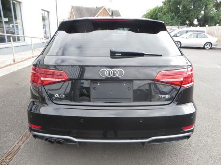 2018 Audi A3 1.4 TFSi S-Line Auto / Low Kilometers / €22,950