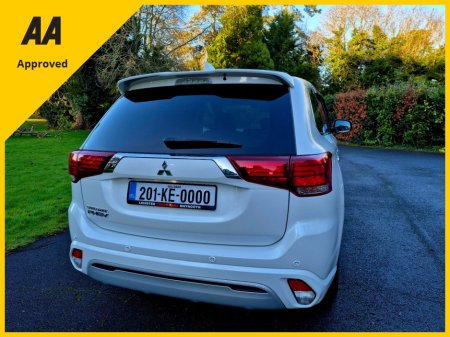 2020 Mitsubishi Outlander PHEV+4WD+AUTO €26,995 thumbnail