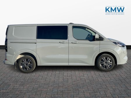 2026 Ford Transit Custom 2.5 SWB Limited Crew Cab,  2.5 232BHP PHEV Automatic €49,500