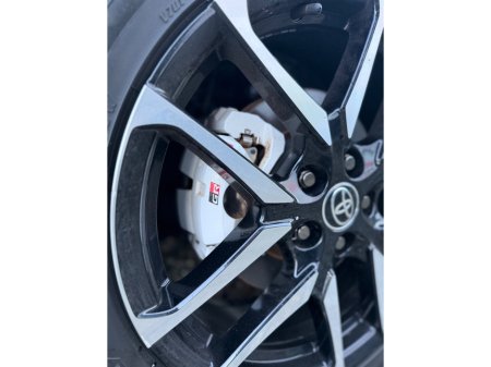 2023 Toyota C-HR 1.8 HYBRID GR Sport €35,000 thumbnail