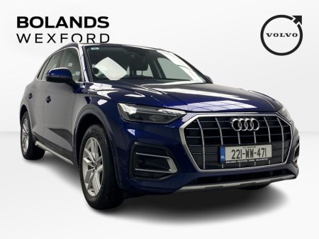 2022 Audi Q5 35 TDI 163HP S tronic SE €41,995