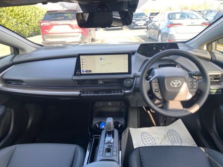 2025 Toyota Prius PRIUS PLUG-IN HYBRID €43,495 thumbnail