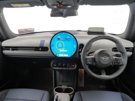 2024 MINI Hatch Cooper C 3 Door €34,900