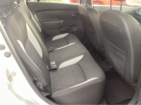 2015 Dacia Sandero * 1.5 DIESEL €7,750 thumbnail