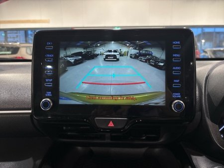 2023 Toyota Yaris Cross LUNA SPORT BI-TONE HYBRID AUTO €28,950 thumbnail