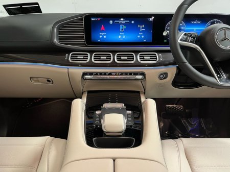 2026 Mercedes-Benz GLE Class 350de Sport Edition 4Matic - 20 Inch Alloys - Reversing Camera - Ambient Lighting - Sat Nav - Climate Control - Electric Heated Seats - Apple CarPlay/Android Auto €108,680 thumbnail
