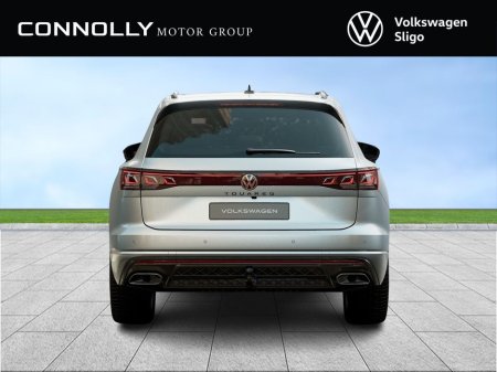 2026 Volkswagen Touareg R-LINE FINAL EDITION 170 kW 231 HP €114,480 thumbnail