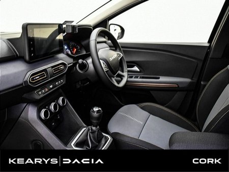 2025 Dacia Sandero Stepway Extreme TCe 90 GSR2 €23,990 thumbnail