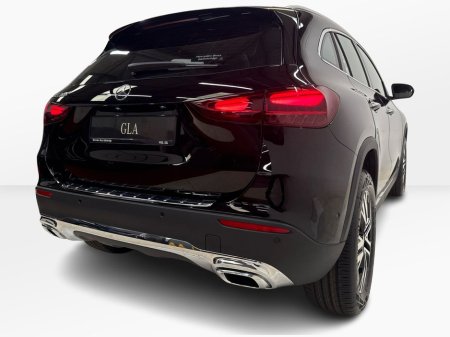 2026 Mercedes-Benz GLA Class GLA 180 Progrssive Line Plus | Reversing Camera, Heated Seats €59,493