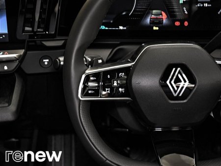 2023 Renault Megane E-Tech Techno EV60, 2 Tone €26,900 thumbnail