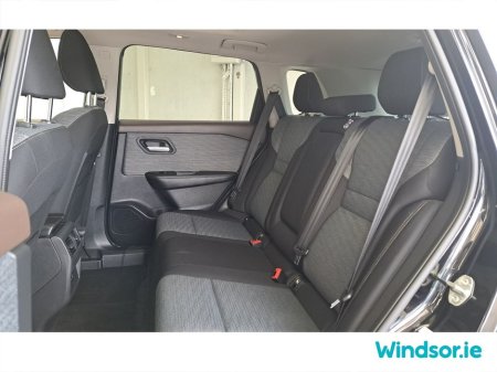 2023 Nissan X-Trail ePOWER SV PREMIUM 5 Seater €42,995 thumbnail