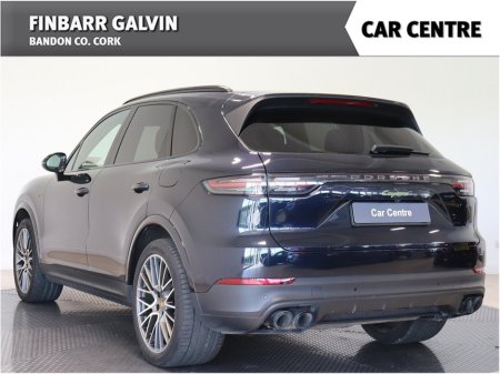 2022 Porsche Cayenne 3.0V6 E-Hybrid Platinum Edition 4WD Auto €71,950