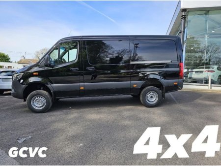 2026 Mercedes-Benz Sprinter 319 MWB LOW ROOF 4X4 SELECT AUTO