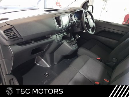 2025 Peugeot Expert Professional 1.5 HDI, *Price Ex VAT*, Twin Sliding doors, Auto Lights & Wipers €24,386