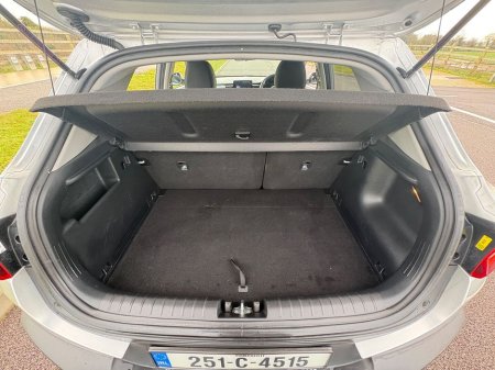 2025 Kia Stonic Warranty to 2032! Showroom Condition! Sat Nav Reverse Camera! 1.0 Turbo petrol! €25,900 thumbnail