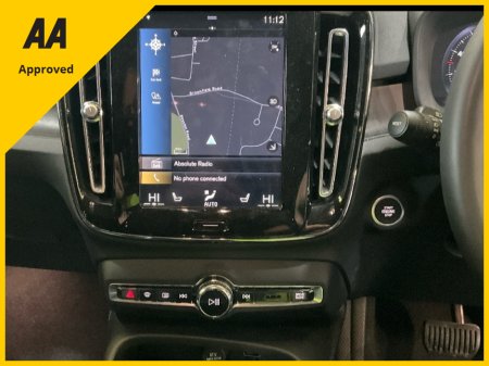 2022 Volvo XC40 2022 XC40 Petrol Plug In Hybird Plus Dark €34,950 thumbnail