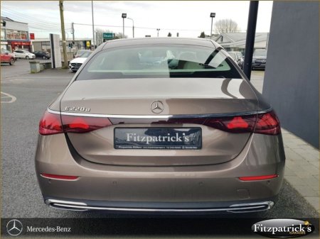 2024 Mercedes-Benz E Class E 220 D MHEV Avantgarde Plus €68,950 thumbnail