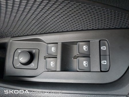 2026 Skoda Octavia SPORT 2.0TDI 150HP DSG €50,469 thumbnail