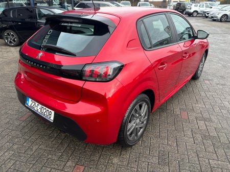 2022 Peugeot 208  €13,950