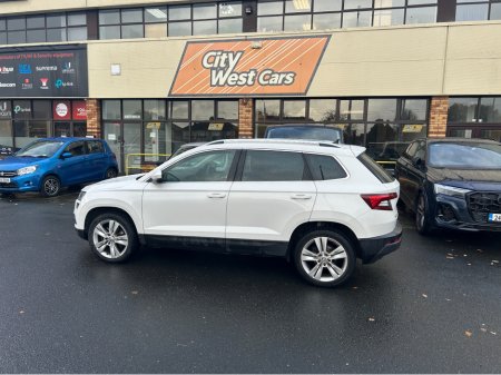 2018 Skoda Karoq AUTO SPORTLINE///ONLY68000KLMS///ELECTRIC MOONROOF//BEAUTIFULL UNMARKED BLACK PARCHMENT LEATHER WITH HEATED SEATS//ORIGINAL IRISH CAR WITH LONG NCT AND LOW TAX JUST 200EUROS///STUNNING CAR €19,950