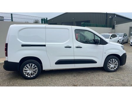 2021 Peugeot Partner PROFESSIONAL L2 B BLUEHDI €15,500