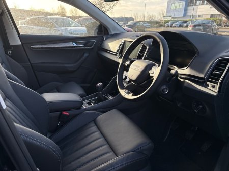 2026 Skoda Karoq Selection Plus 2.0TDI 115HP - Available for immediate 261 delivery €44,995 thumbnail