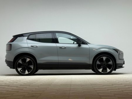 2024 Volvo EX30 ULTRA 69KWH *PAN ROOF* €35,990 thumbnail
