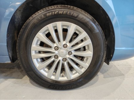 2021 MG Mg5 LONG RANGE SW EV EXCLUSIVE 5DR AUTO €12,250 thumbnail