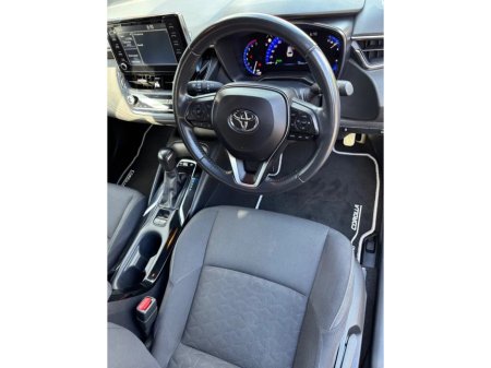 2022 Toyota Corolla 1.8 Hybrid Luna Saloon €20,500 thumbnail