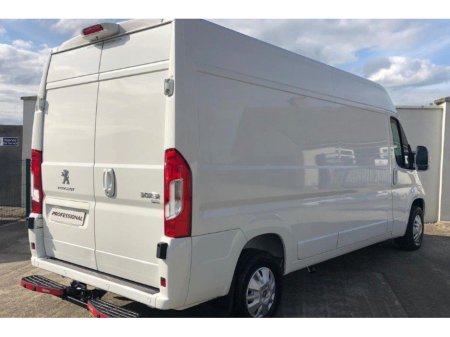 2023 Peugeot Boxer Prof 335 L3 H2 2.2 Diesel 140bhp *Look Pack*