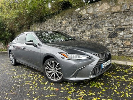 2020 Lexus ES 300 H LUXURY CAR PLAY STD 4 4DR AUTO €35,950