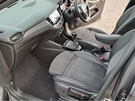 2022 Opel Crossland ULTIMATE 1.2TURBO 130BHP **LEATHER/SUEDE INTERIOR** €19,950 thumbnail