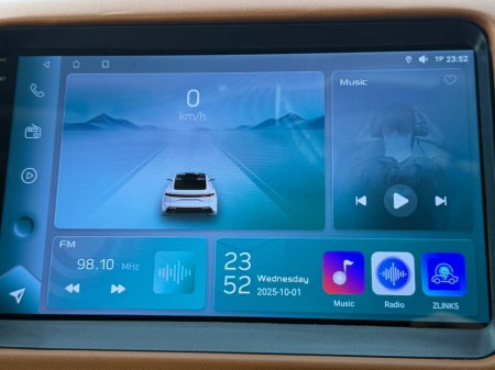 2017 Honda Vezel  €17,990 thumbnail